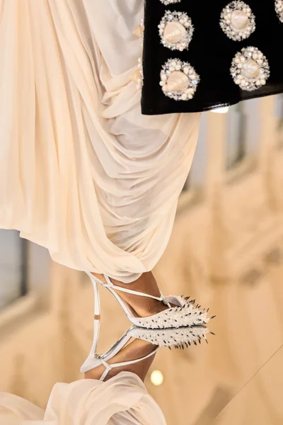 Look 29